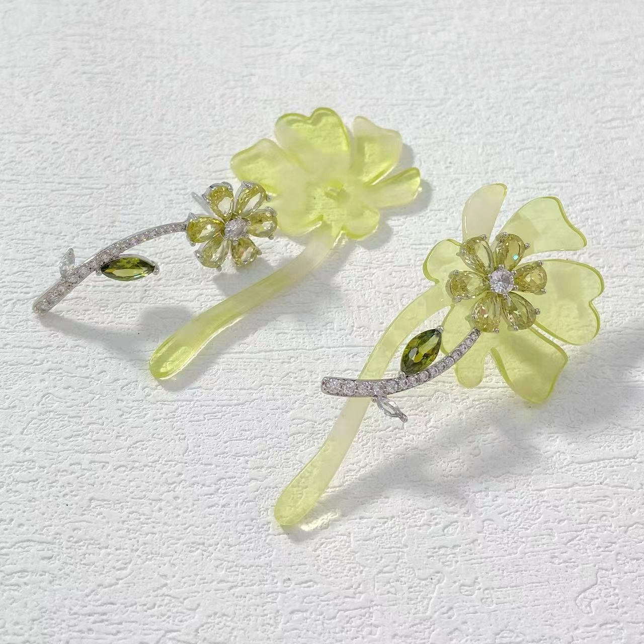 铜合金耳饰 木木（RZ4787）耳环