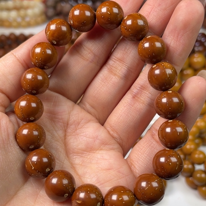 紫金鼠手串11.8尺寸练手瑕疵款（黄斑）