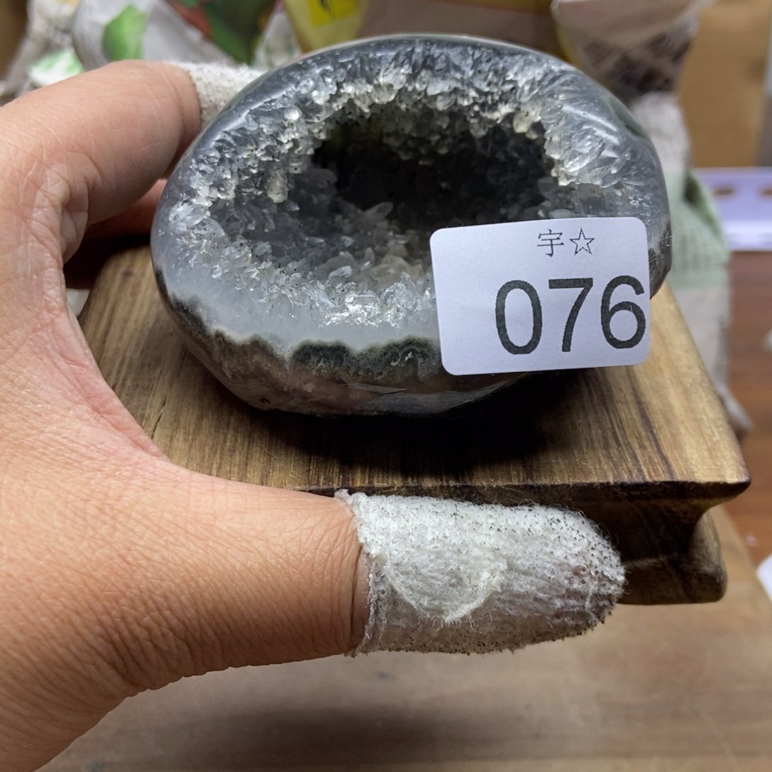 紫晶天然水晶摆件未镶嵌