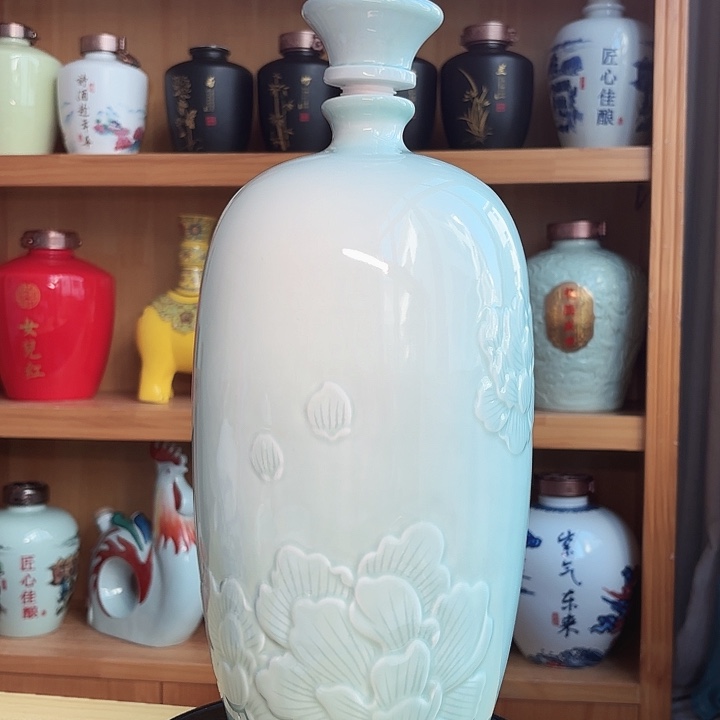 10斤牡丹酒瓶1个 特价清仓