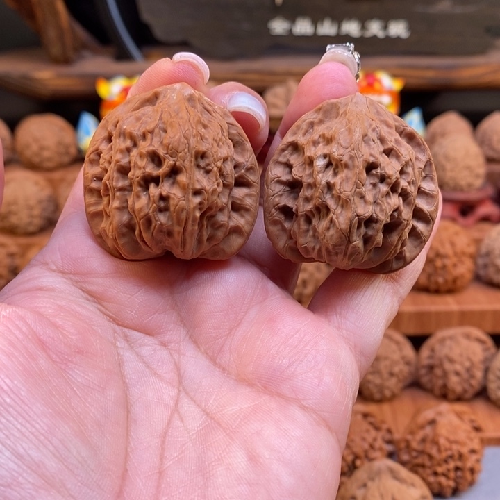 文玩核桃吊坠37崔凯公子帽