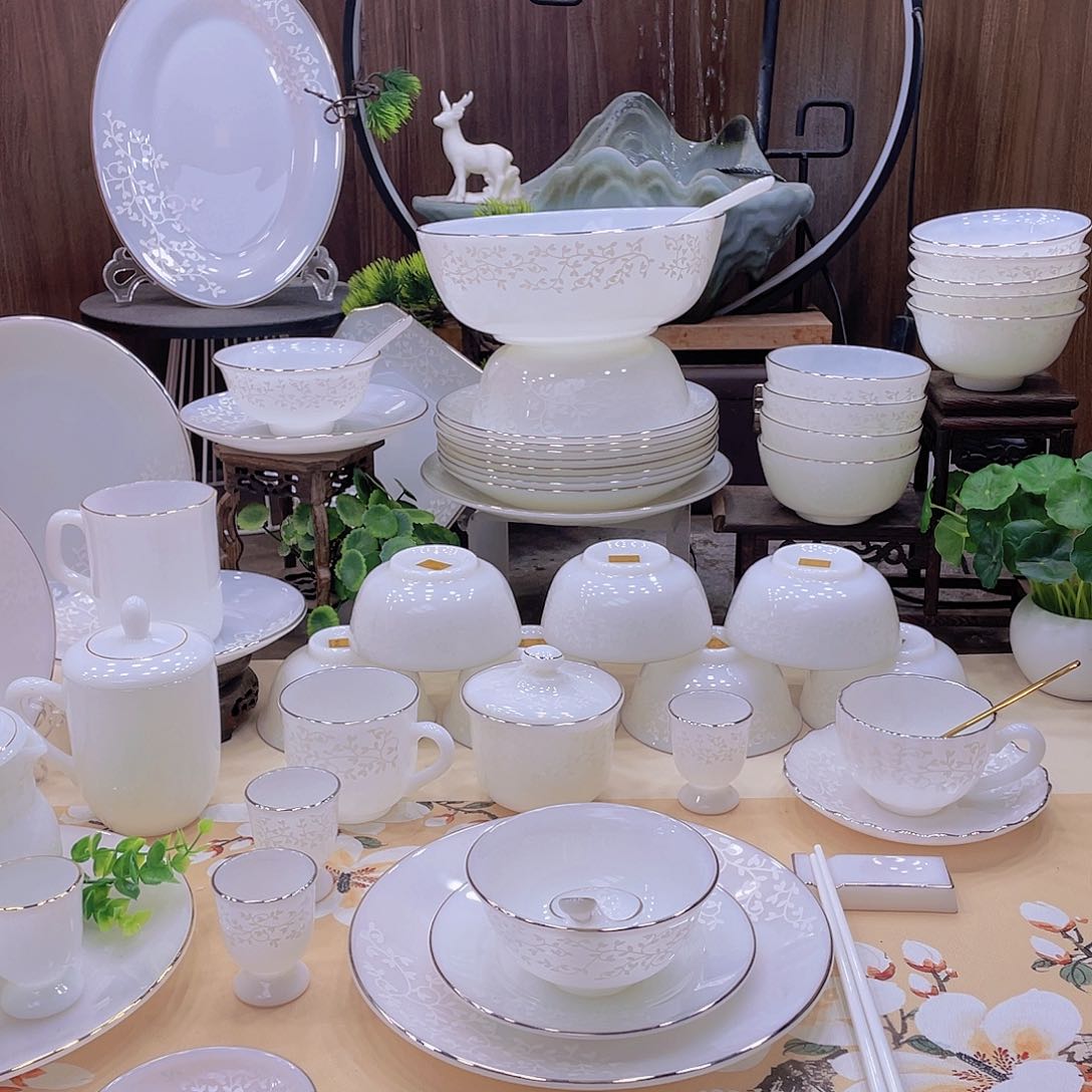 瓷暗香浮动加酒杯