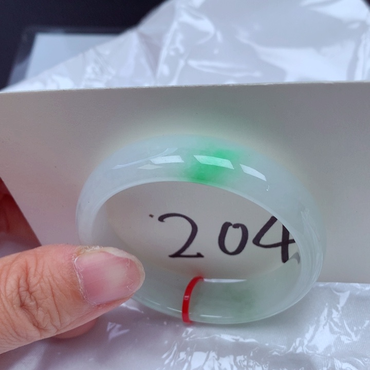 翡翠手镯（贵妃镯）未镶嵌翡翠