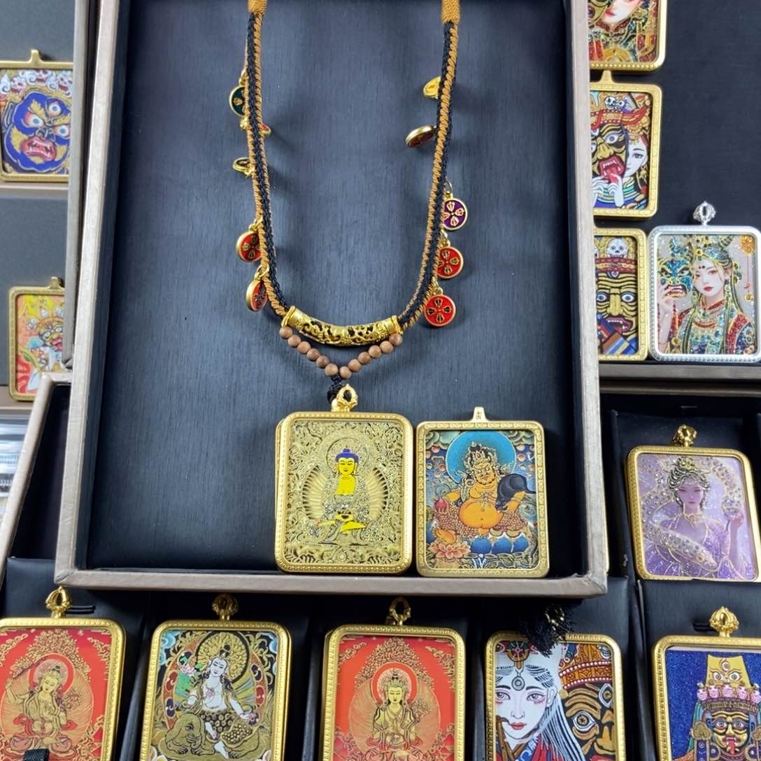 吊坠帅*哥美丽的唐卡结缘