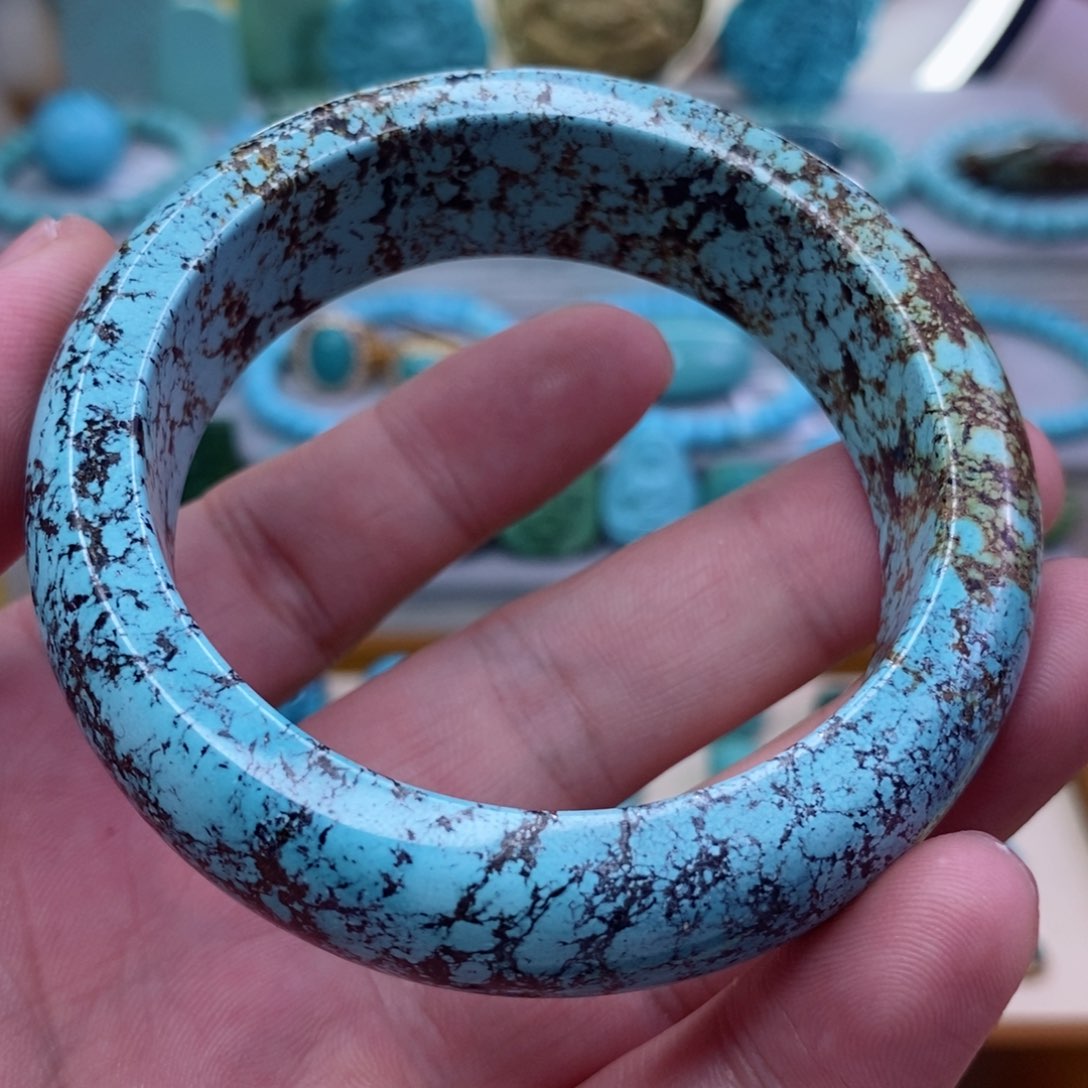 绿松石配饰未镶嵌阿*