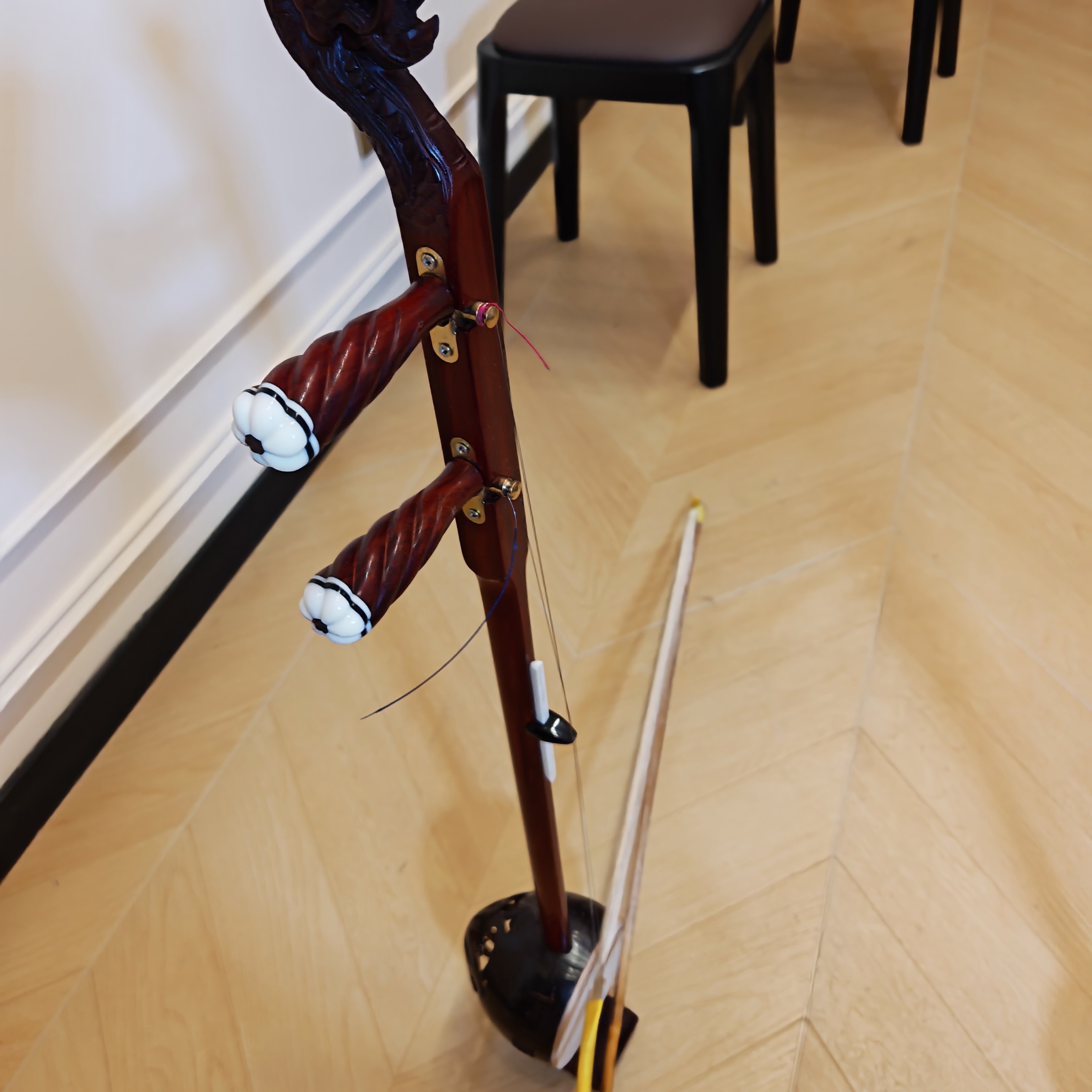 紫檀小龙头中音板胡