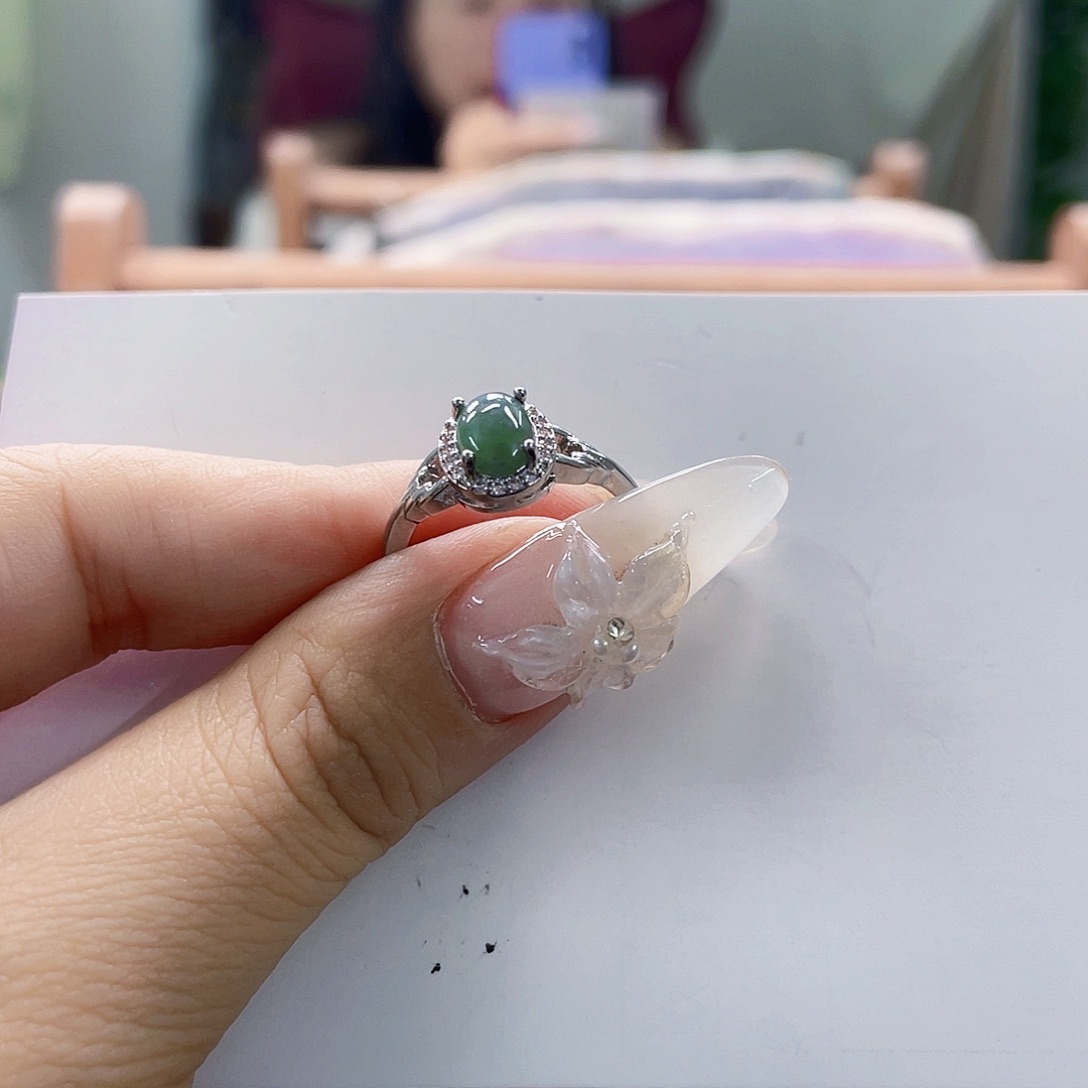 翡翠未镶嵌颈饰天然翡翠Ａ货