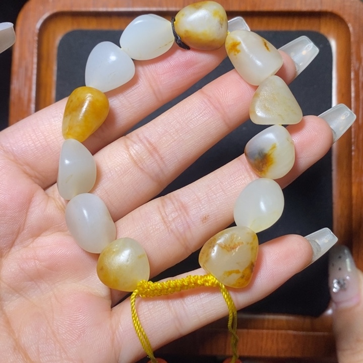 和田玉手链未镶嵌