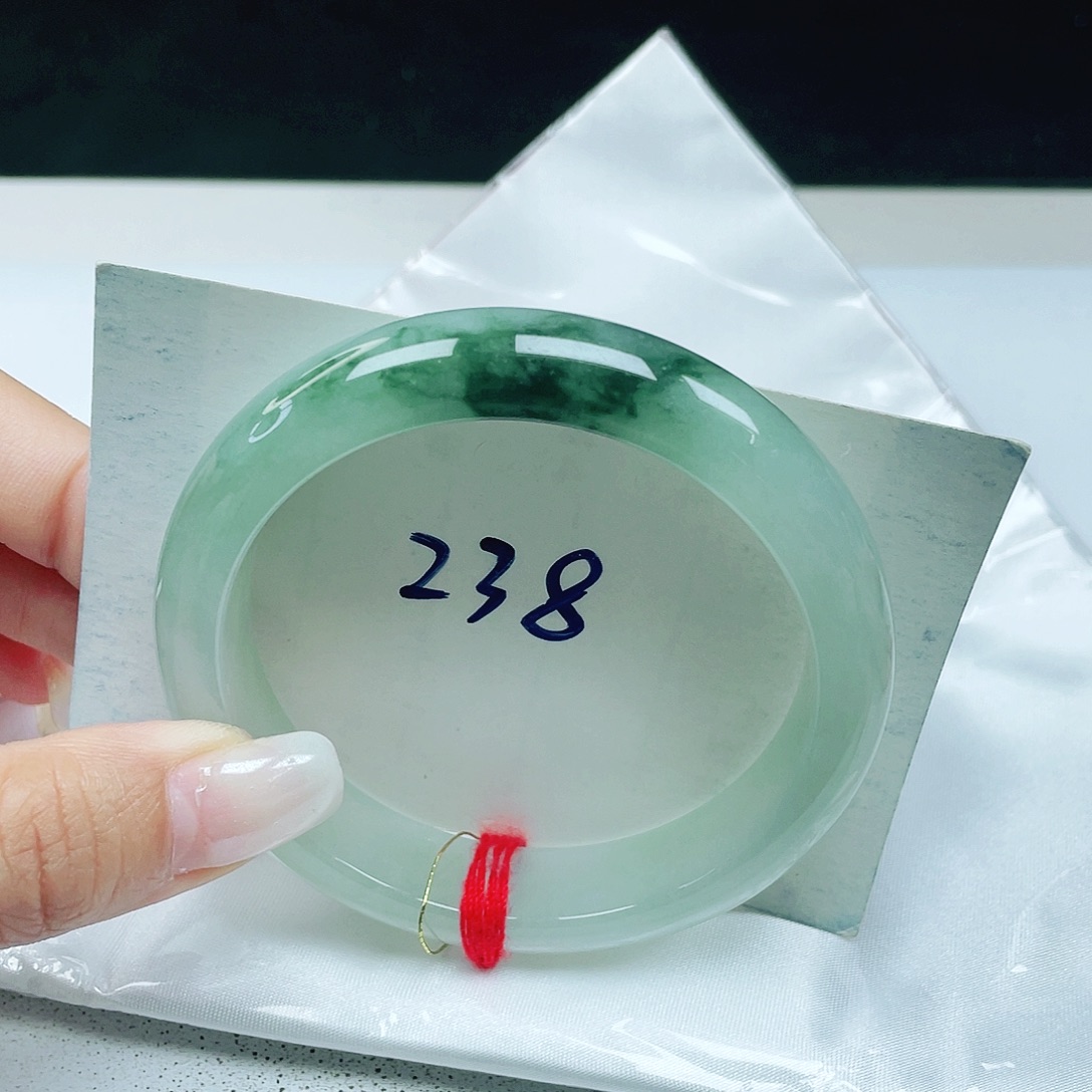 翡翠未镶嵌手镯 正圈57+