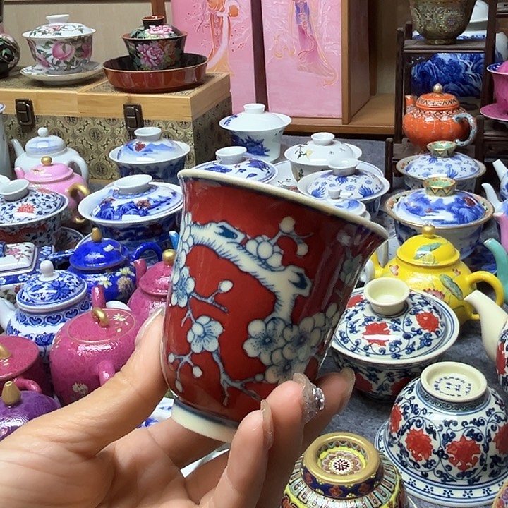 珐琅彩工艺等多种