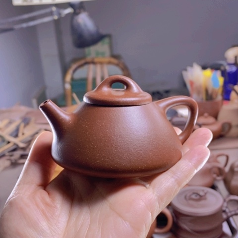茶壶紫砂红降坡子野石瓢150c c