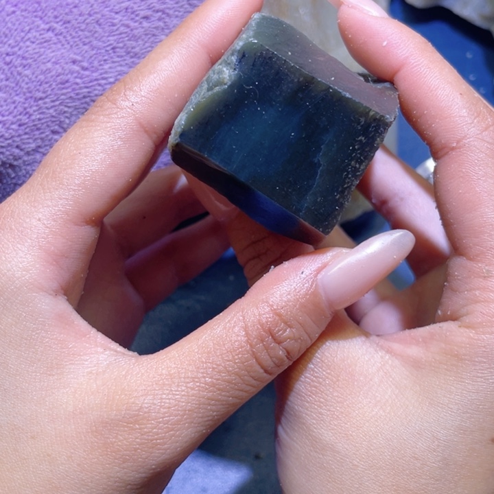 和田玉未镶嵌珠宝半成品