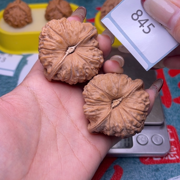 薛***来文玩核桃把件南瓜墩46.845