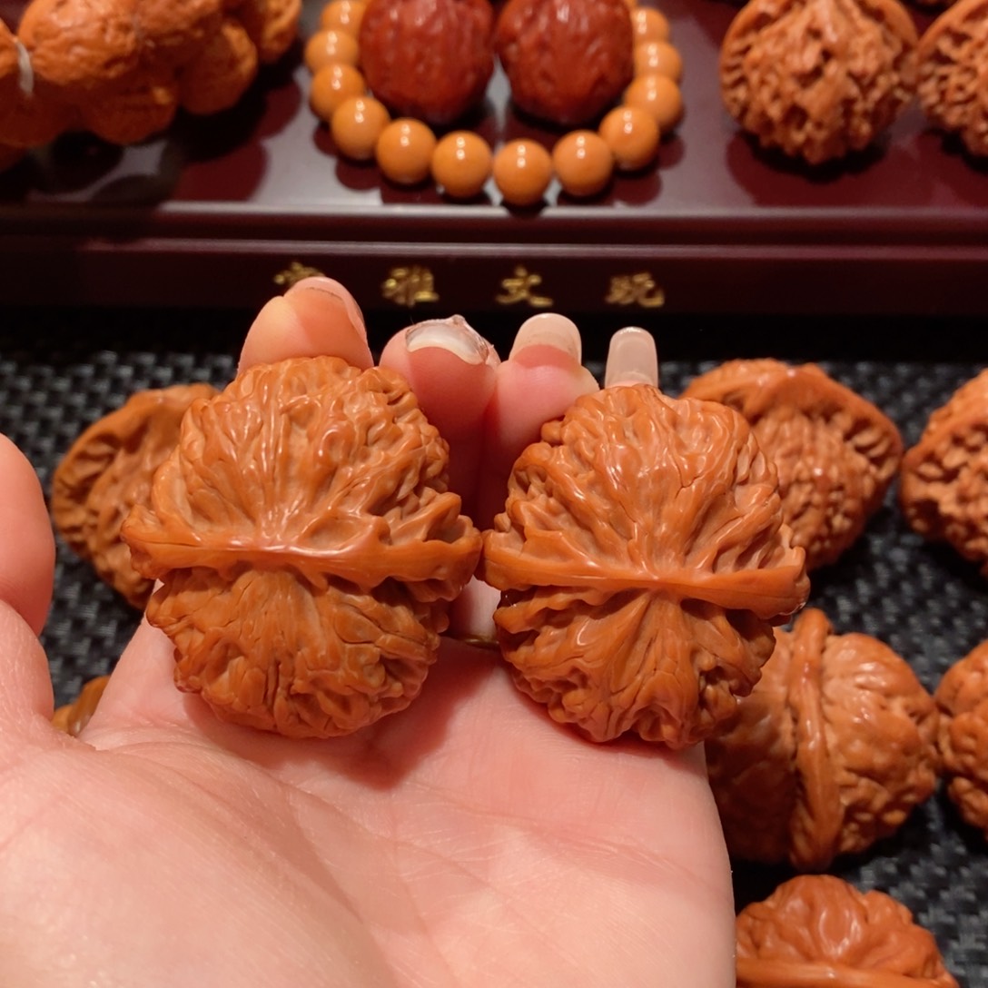 文玩核桃把件苹果园