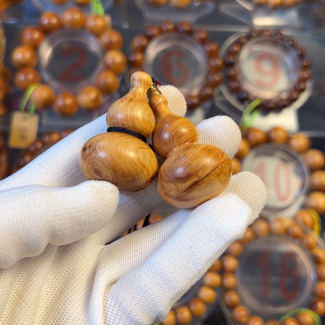 沫***i柏木（崖柏）太行崖柏手把件