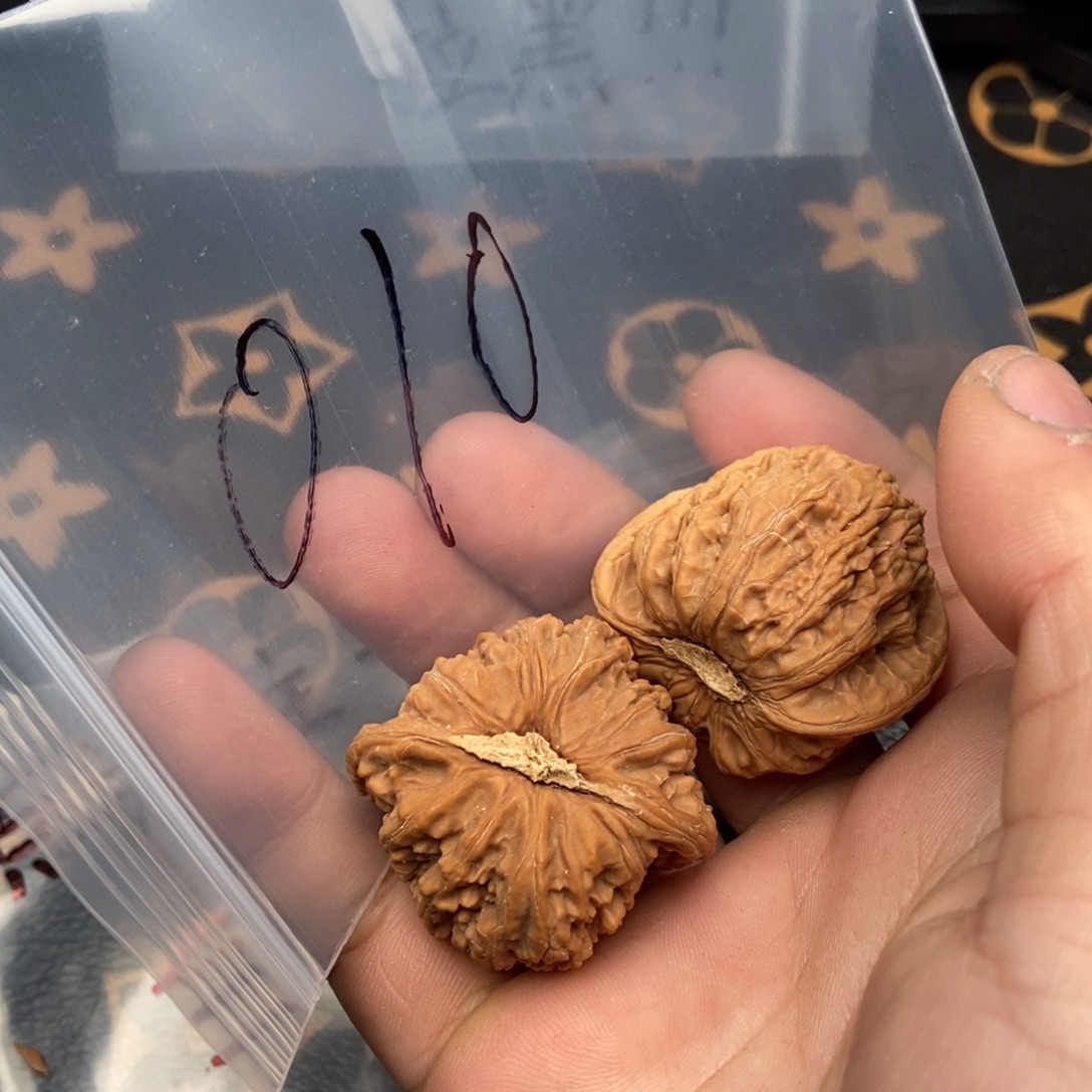 文玩核桃吊坠密文