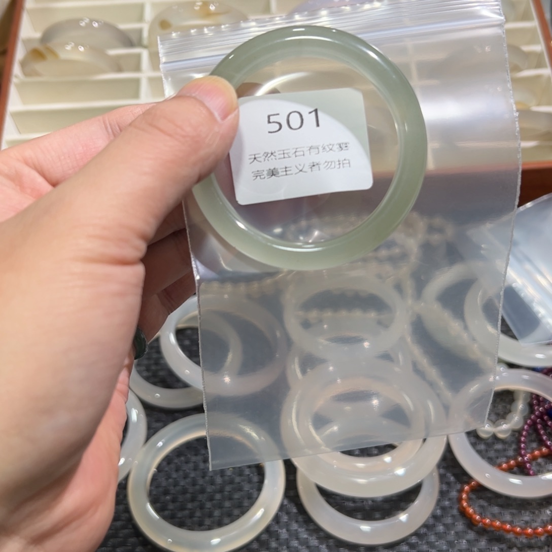 Y***.东陵石未镶嵌手镯5152