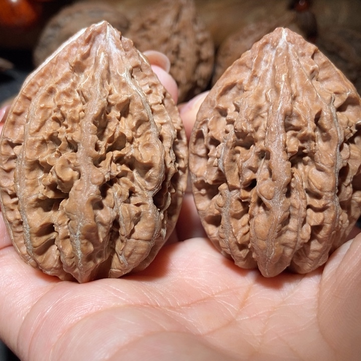 把件文玩核桃东北楸子小雪16