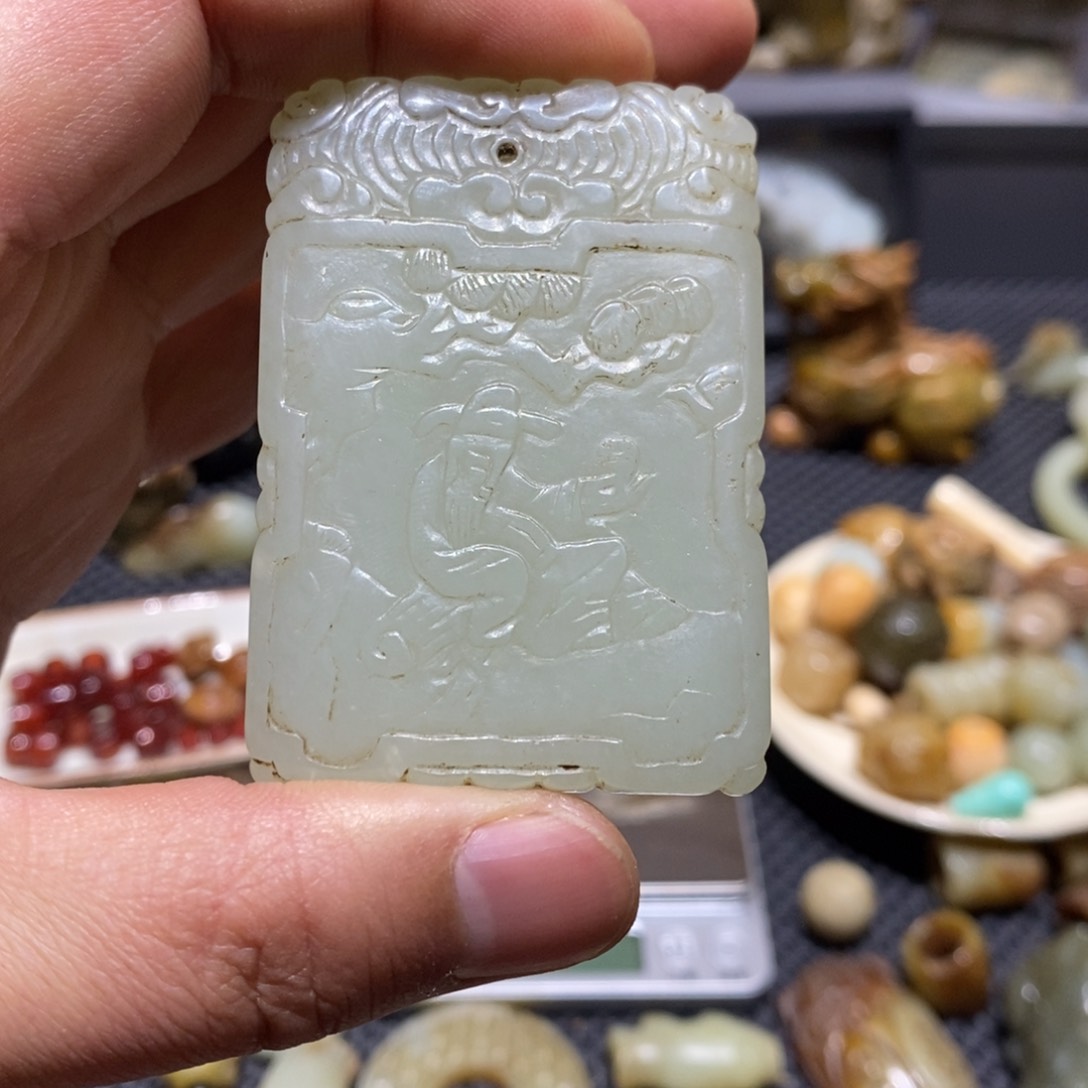 和田玉颈饰未镶嵌