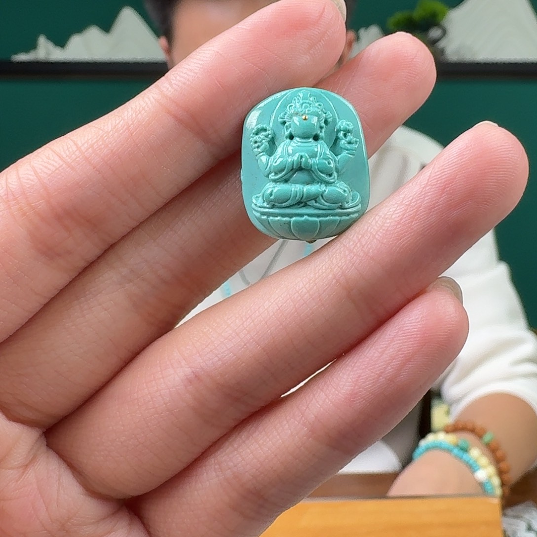 绿松石未镶嵌珠宝奇石