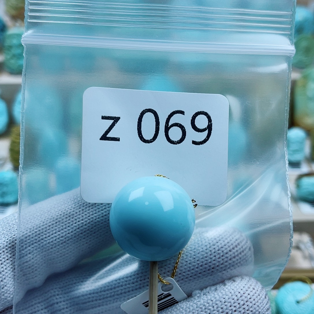 香***娜绿松石未镶嵌珠宝奇石