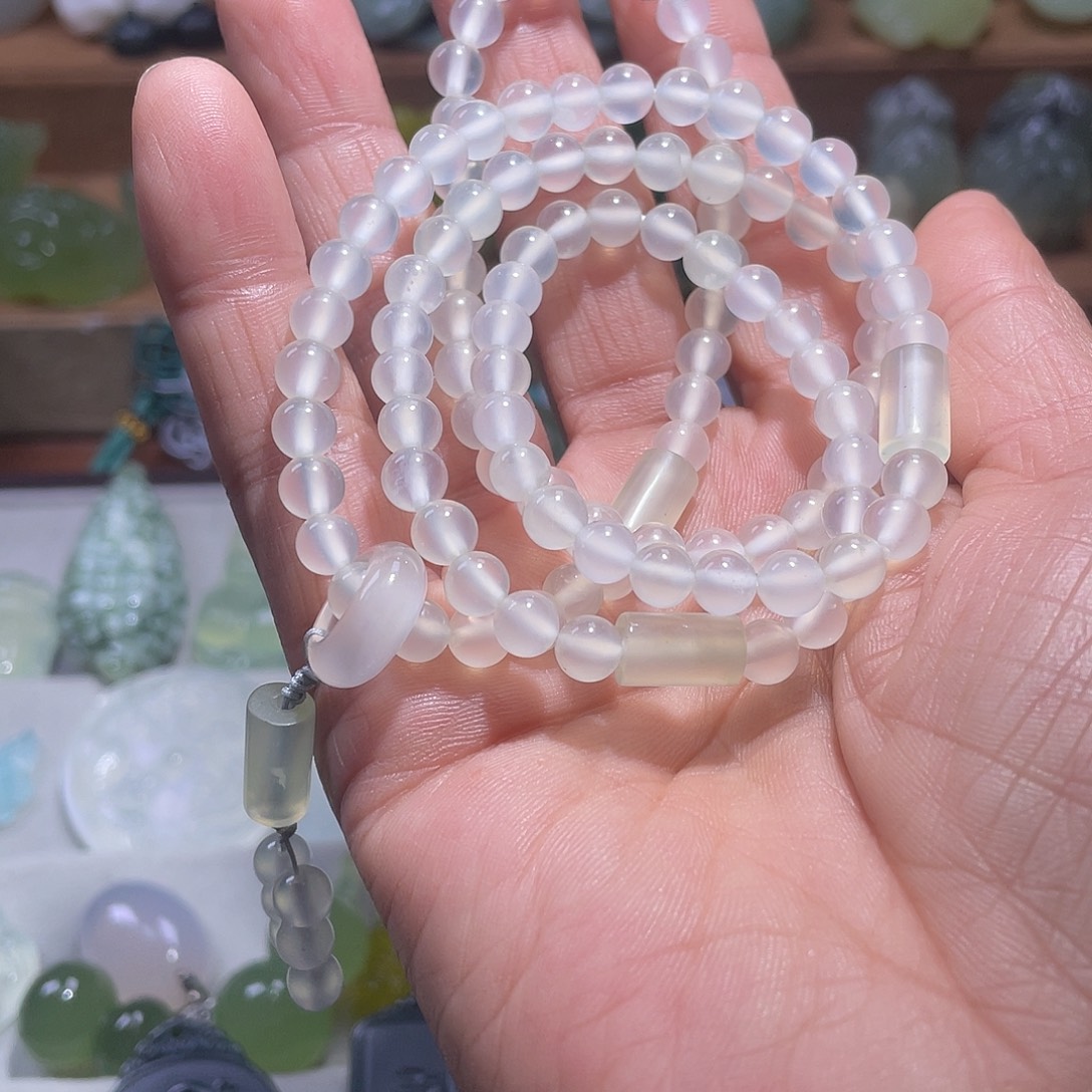 蛇纹石玉未镶嵌珠宝奇石