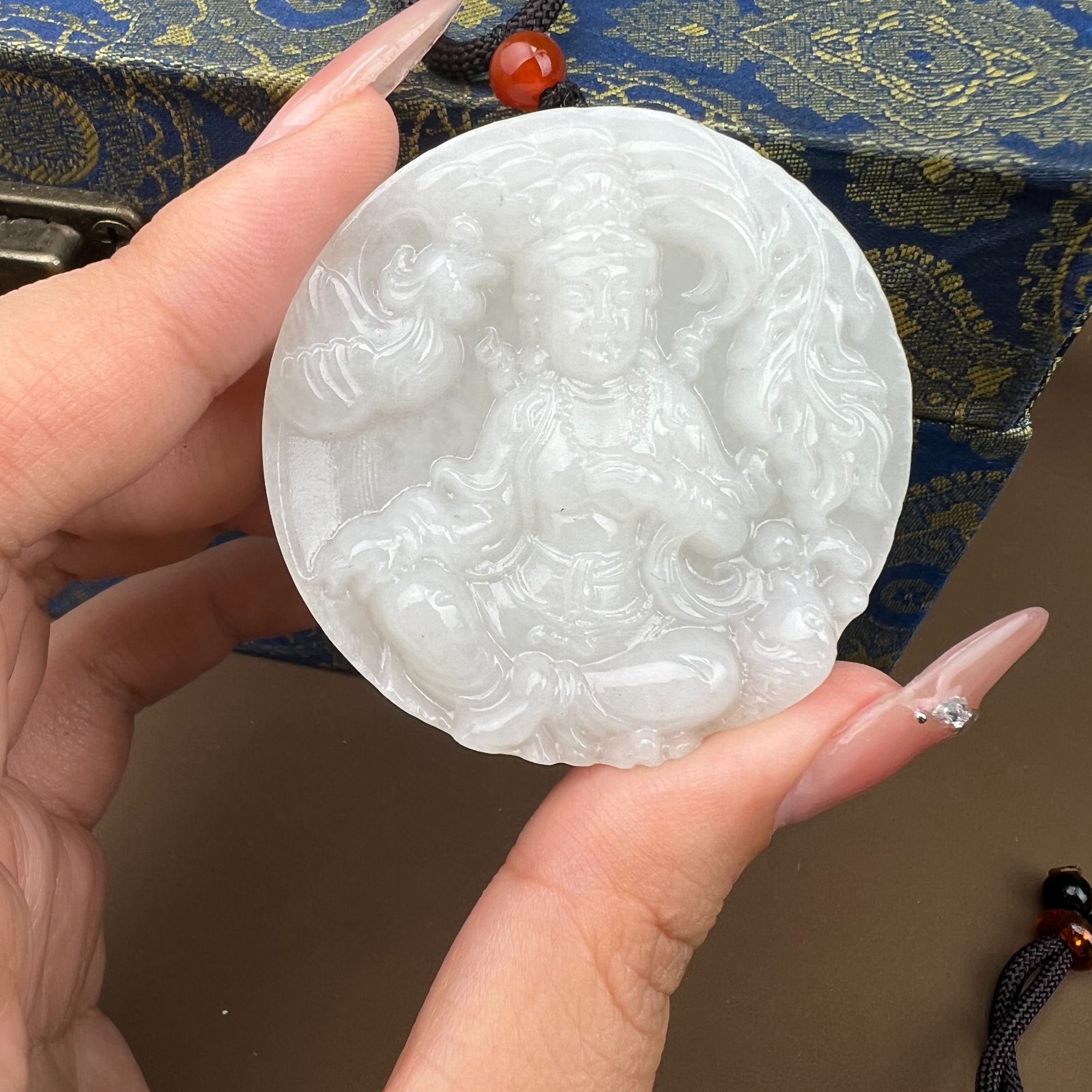 和田玉白玉御龙观音吊坠（拍一发一，多样性发货！）