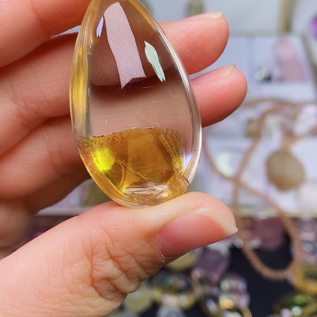 水晶吊坠(赠链)未镶嵌