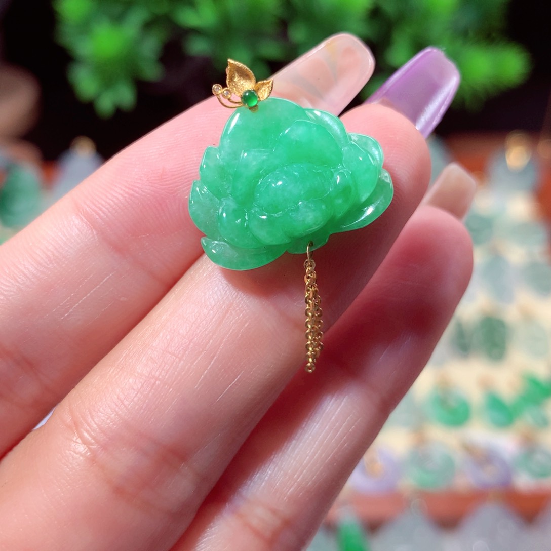 翡翠吊坠(不含链)18K金镶嵌