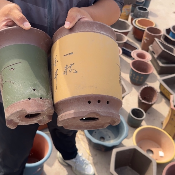 紫砂花盆瑕疵和瑕疵