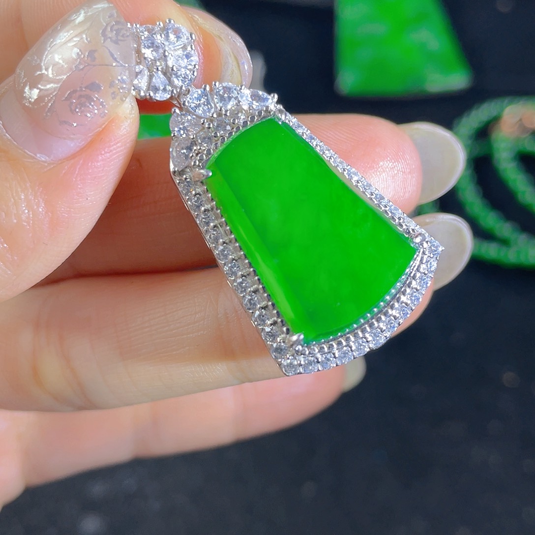 翡翠吊坠(不含链)银S925镶嵌