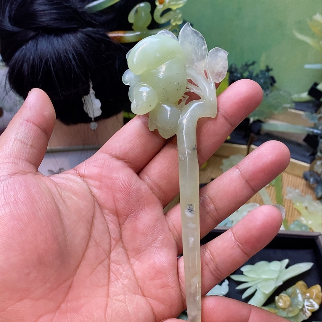 蛇纹石玉发簪未镶嵌