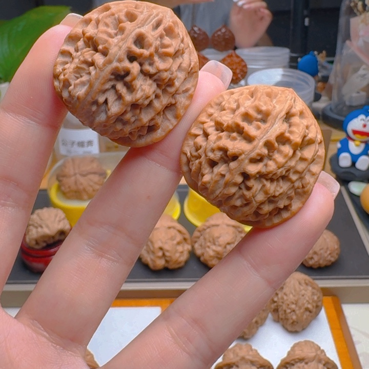 核桃把件32尺寸荔枝纹