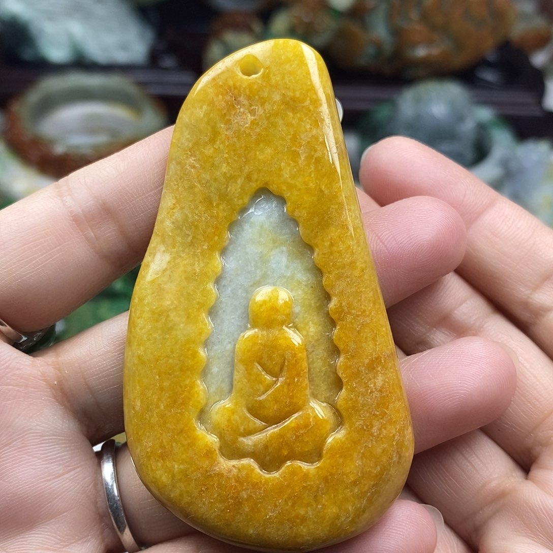 颈饰未镶嵌翡翠牌子