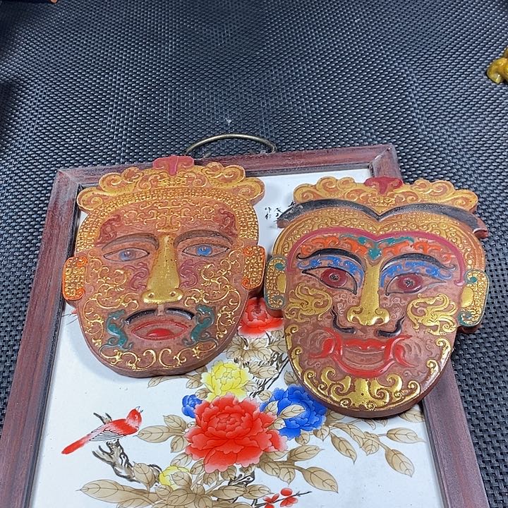 紫砂一图一物。          