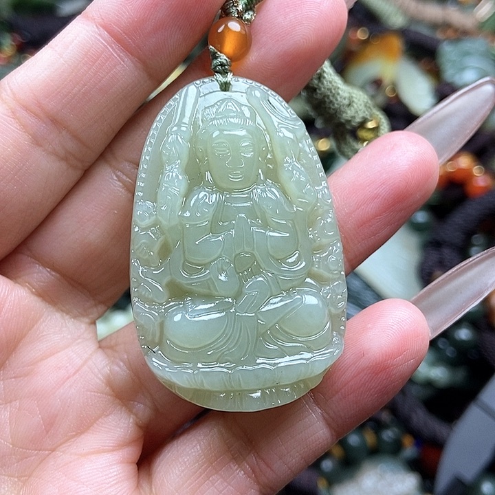 和田玉颈饰未镶嵌