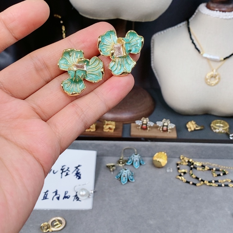 【闪购商品】纯铜锆石合金皮**丽