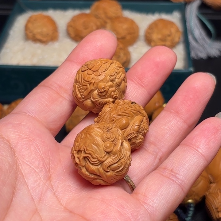 李***闹手串/手链橄榄核手串