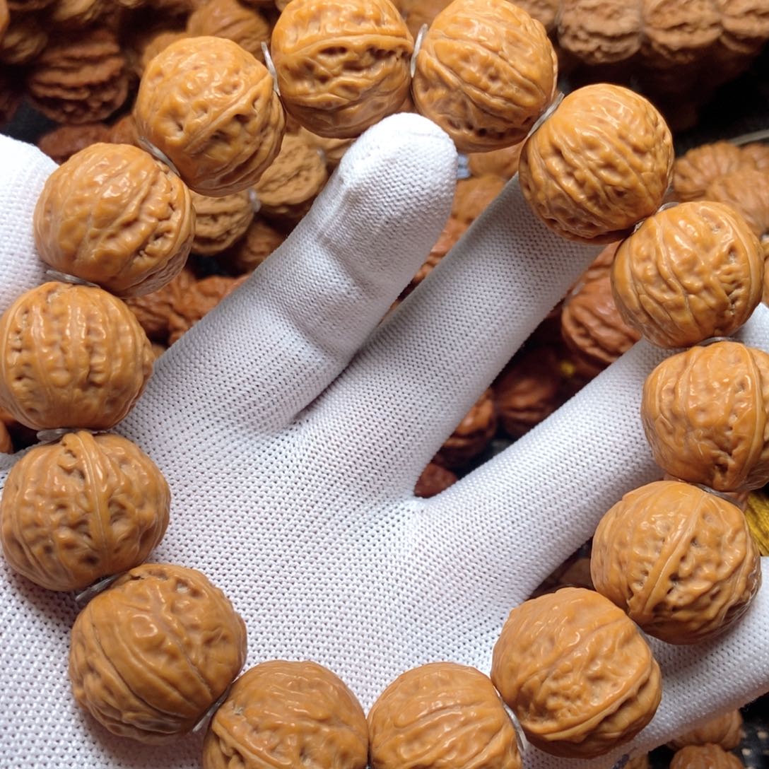 桃核手串足球手串