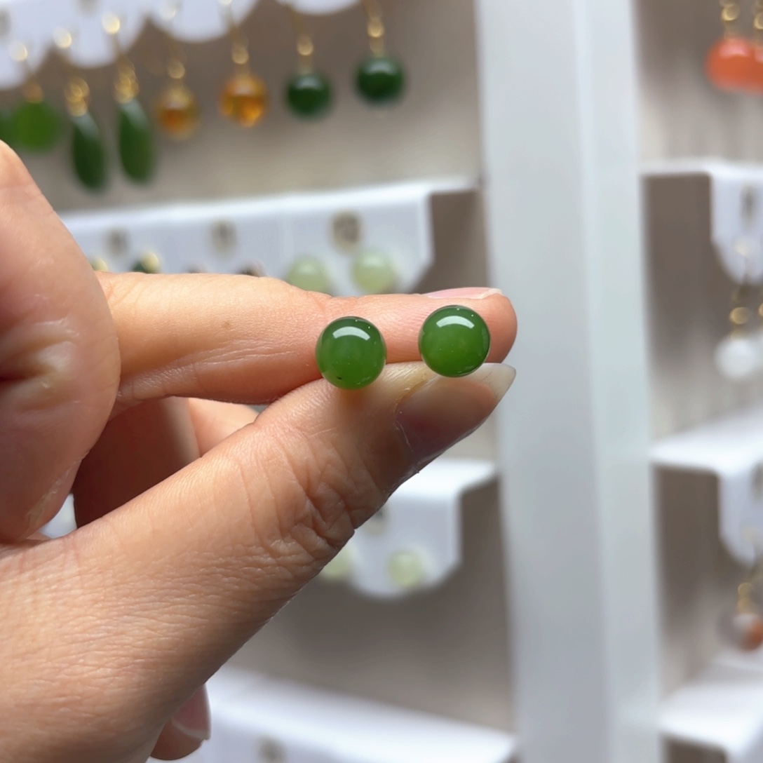 和田玉耳饰银S925镶嵌8mm 