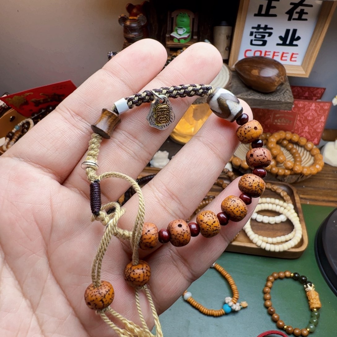 菩提根/象牙果手串