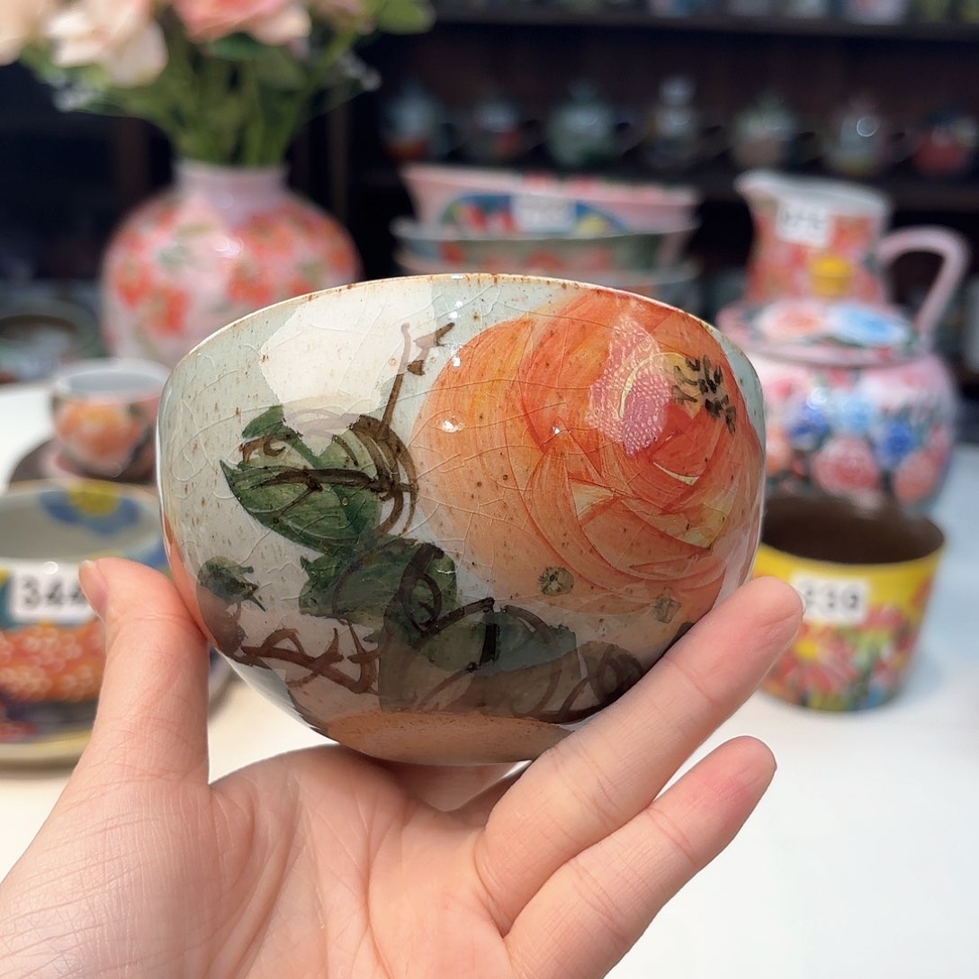 瓷片兔兔好可爱他好