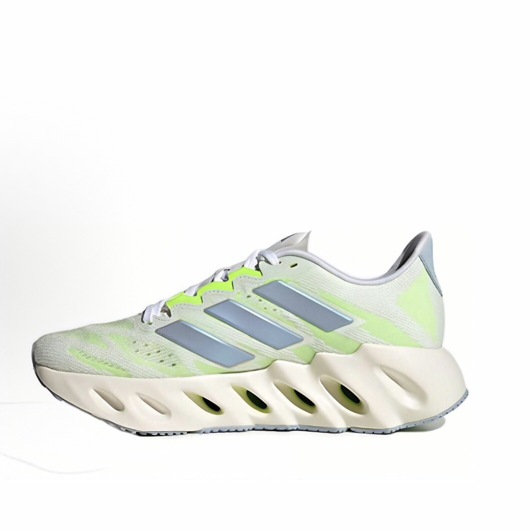 adidas Switch FWD舒适减震防滑耐磨低帮休闲跑步鞋女款FZ5685