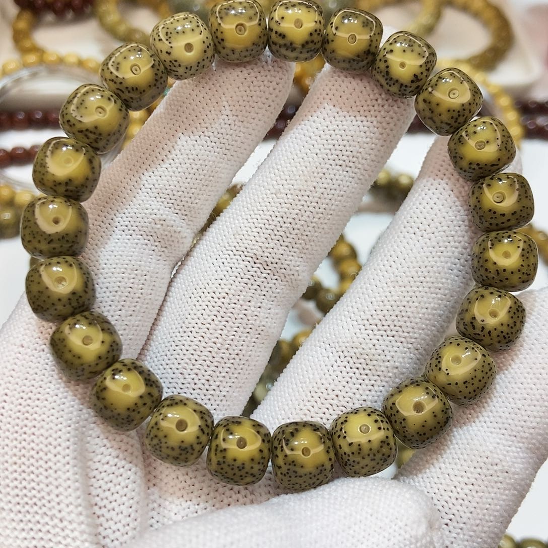 星月菩提吊坠眼睛