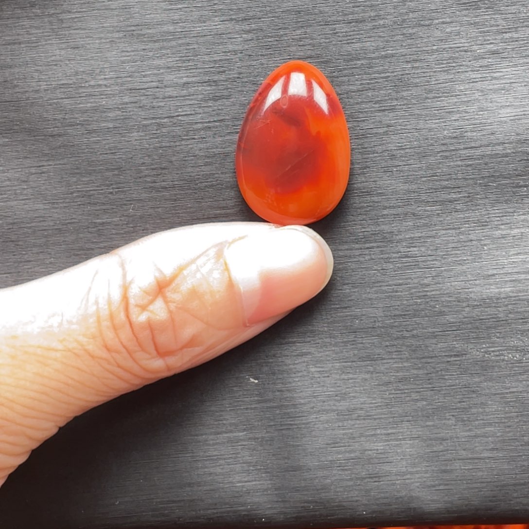 南红玛瑙未镶嵌瓦西牛血火焰水滴吊坠