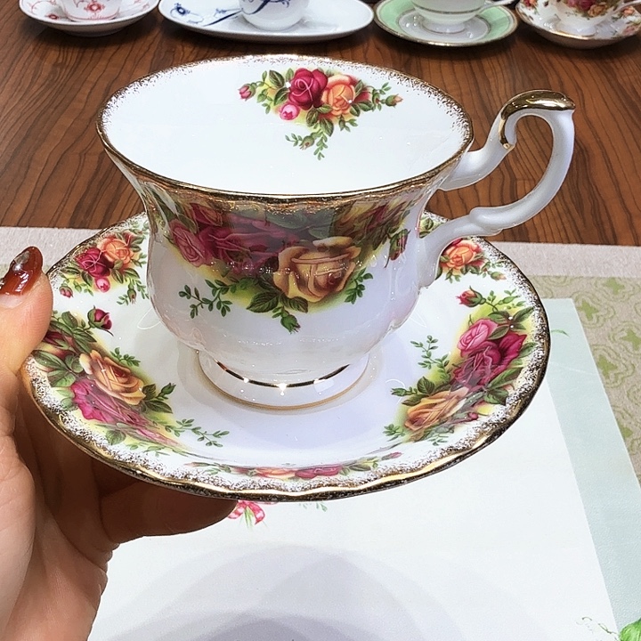 瓷片杯子杯子杯子水杯杯子水杯