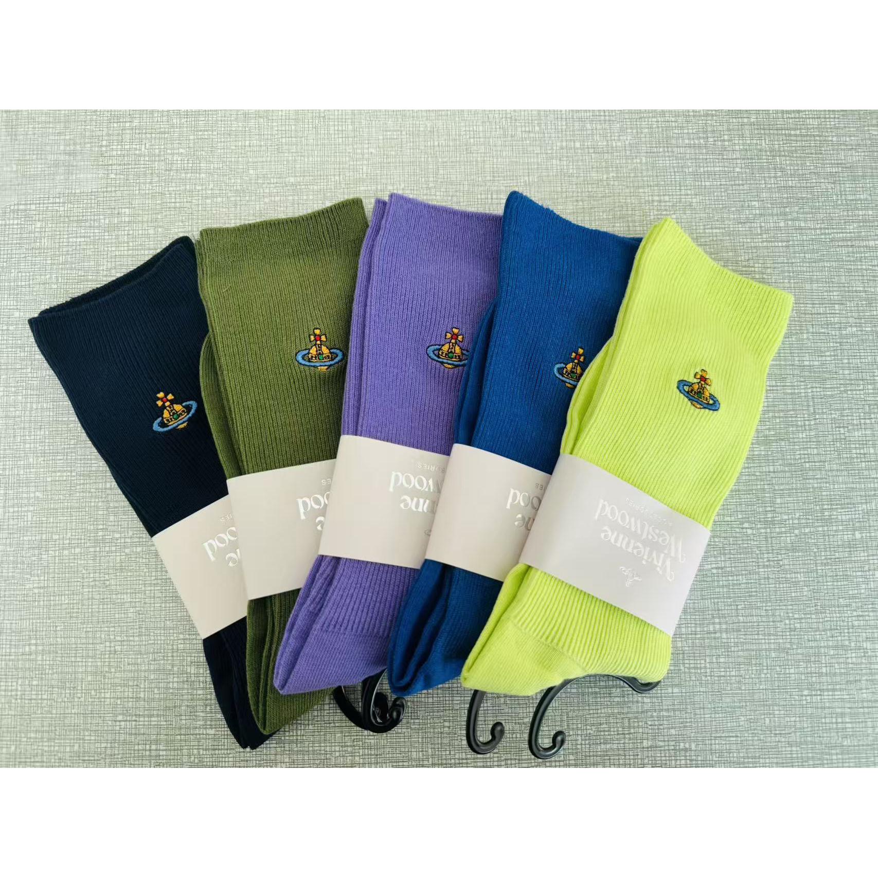 女士秋冬土星刺绣双针纯色简约百搭中高筒棉堆堆袜保暖舒适