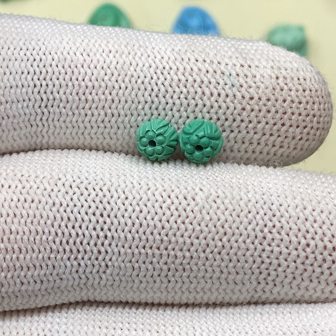 卡6mm绿色莲花珠一对