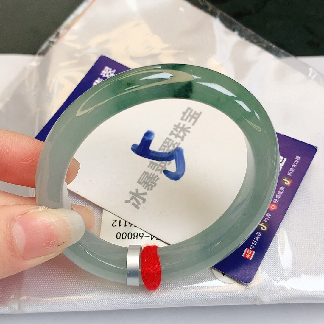 翡翠手镯未镶嵌缅甸天然a货翡翠