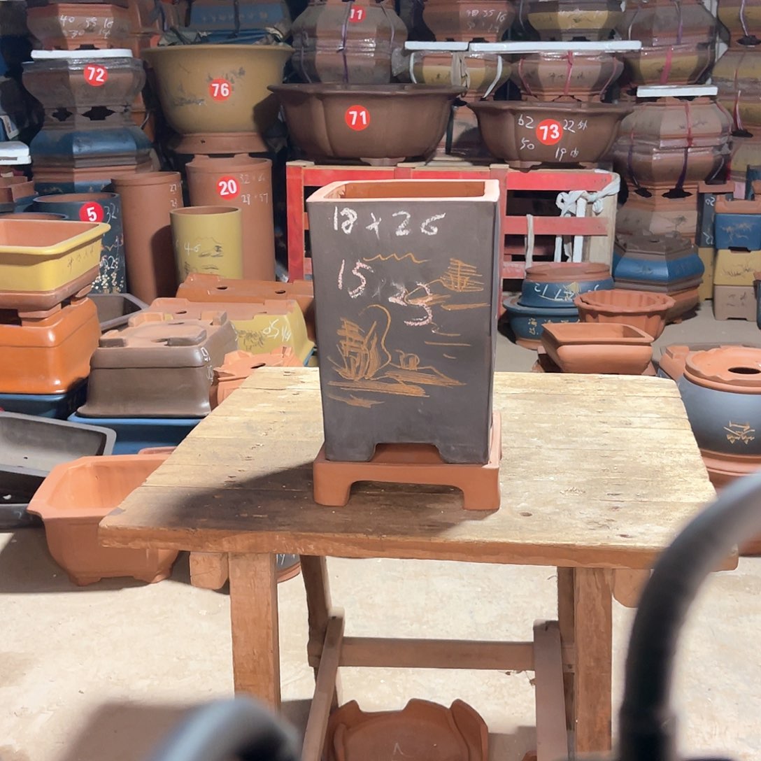 紫砂花盆高四方一个